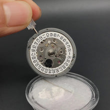 Load image into Gallery viewer, Seiko NH34 Automatic Movement